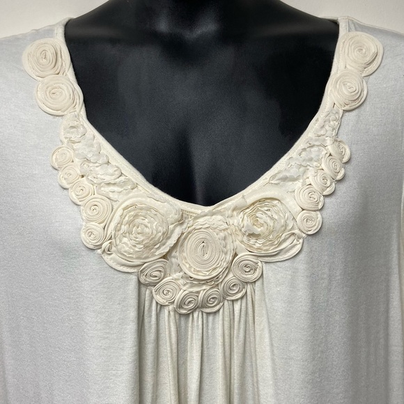 💖 Avenue Cream/Ivory Colored Top - Size 22/24 - Picture 3 of 5
